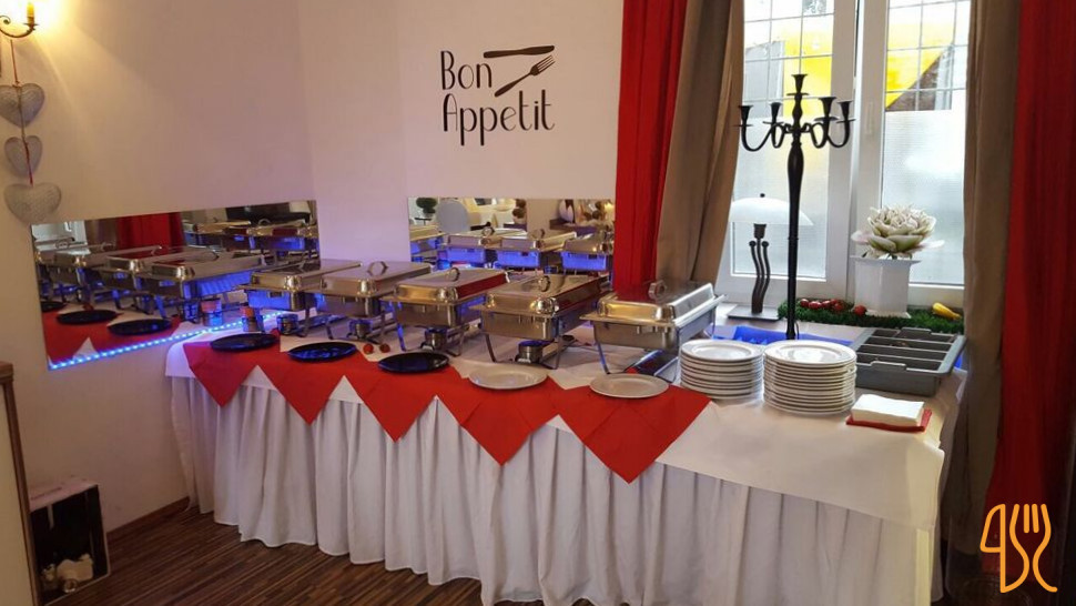Buffet Service